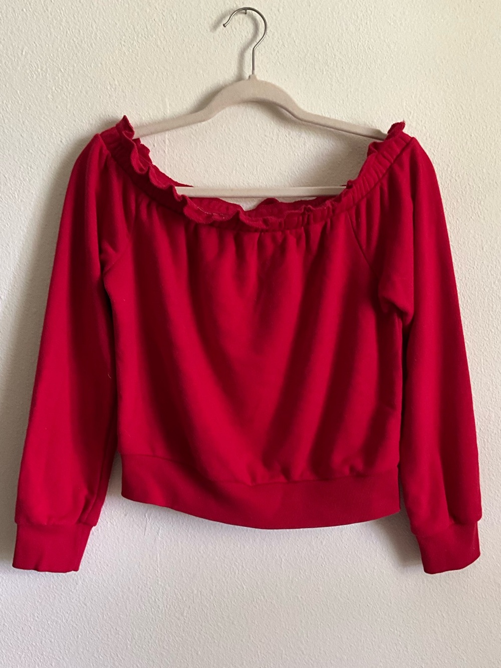 Forever 21 Red Ruffled Off-Shoulder Cropped Sweatshirt Small